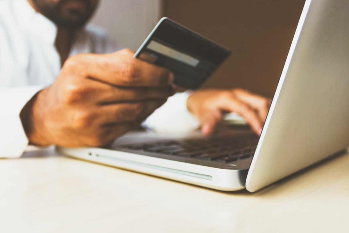 Making a deposit with a payment card